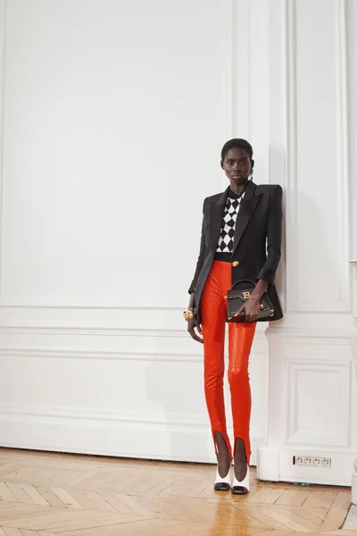 Look 24